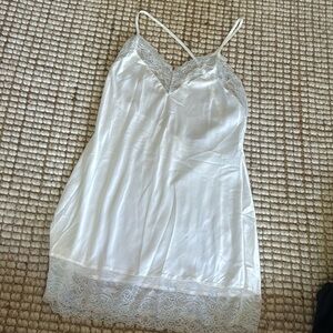 In bloom by Jonquil slip